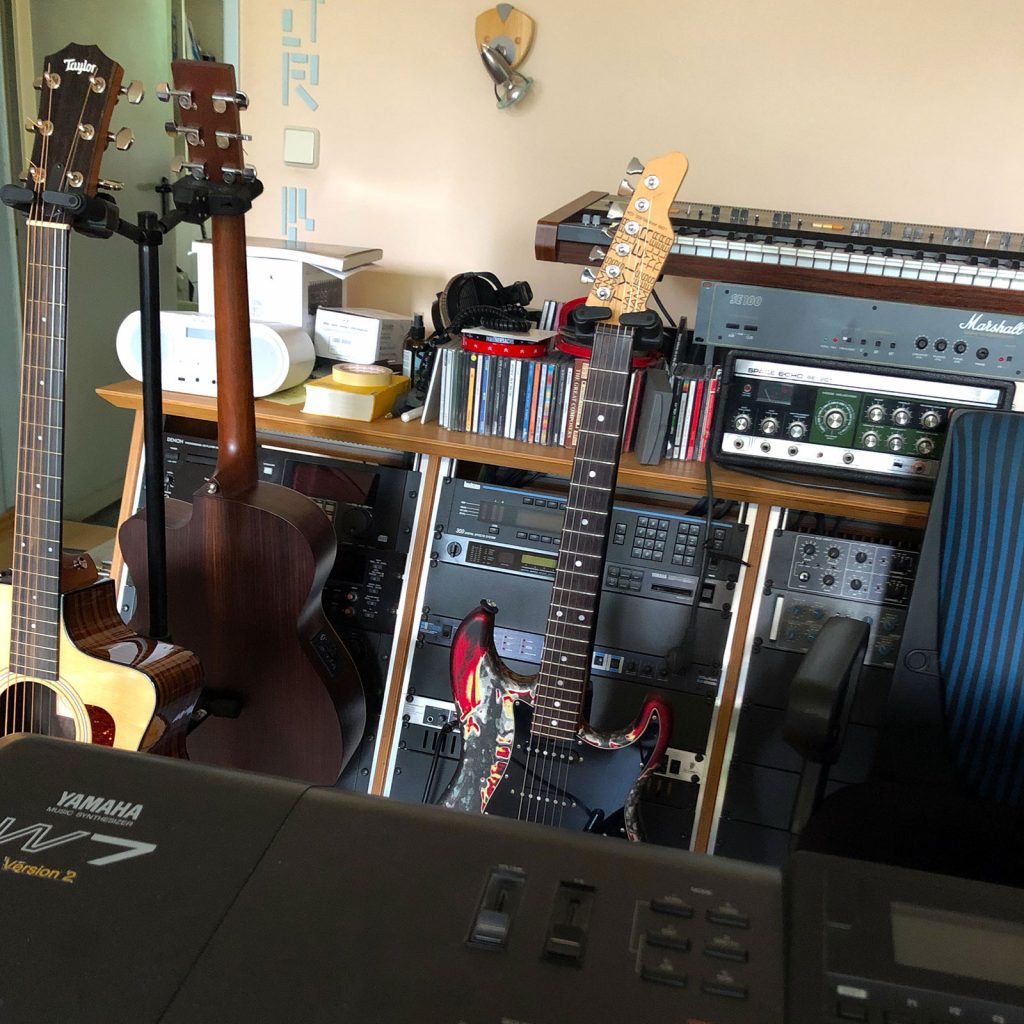 F-FACTOR - recording studio - control room